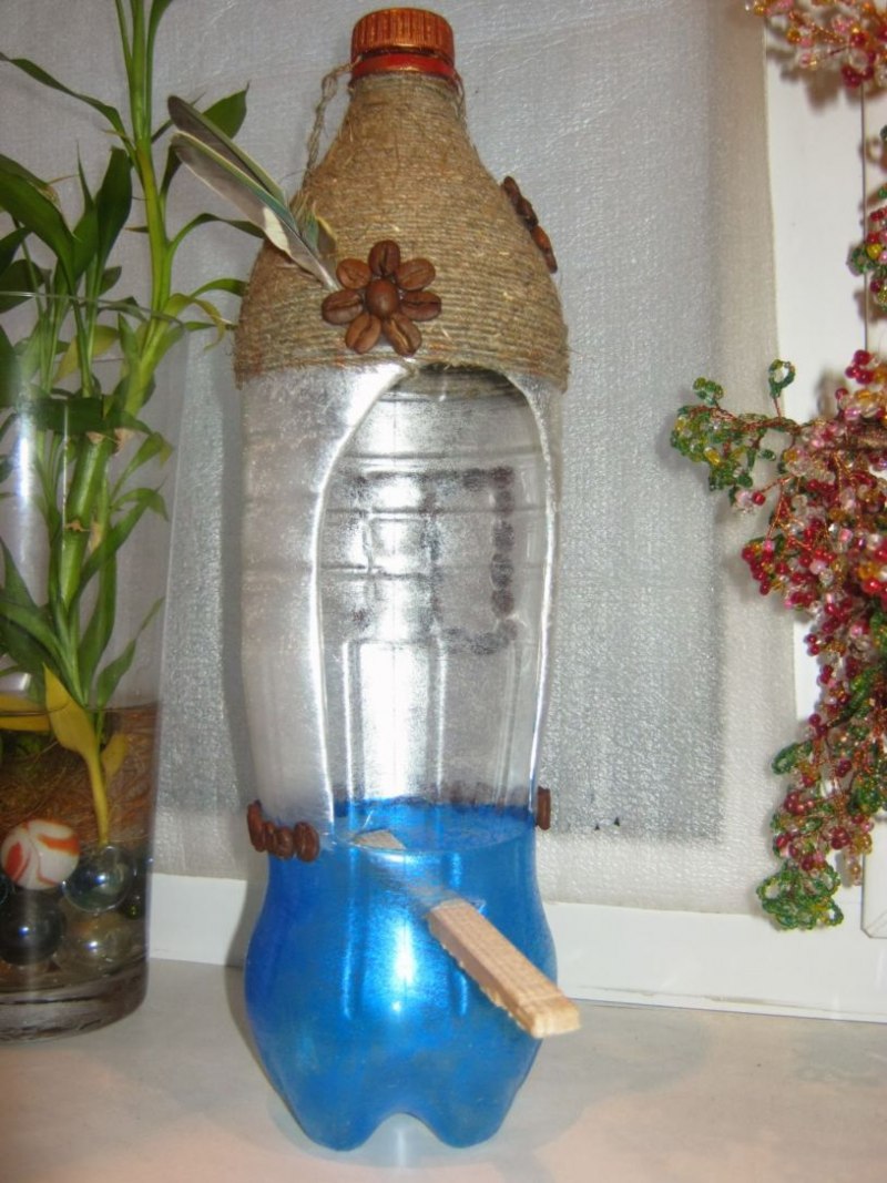 Кормушки для птиц из пластиковых бутылок
