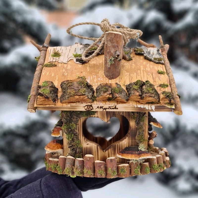 Кормушка для белок