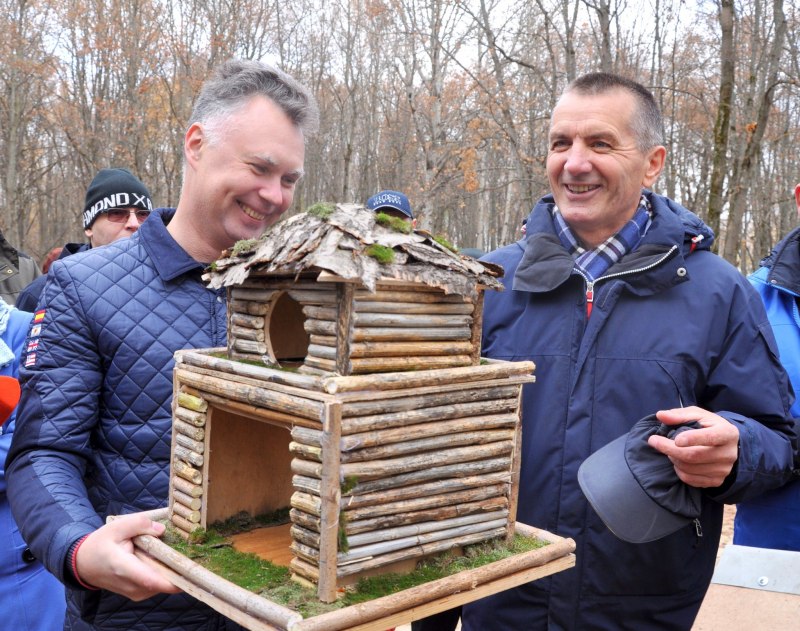 Кормушка на конкурс