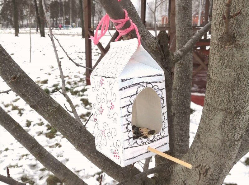 Кормушка из пластиковой бутылки