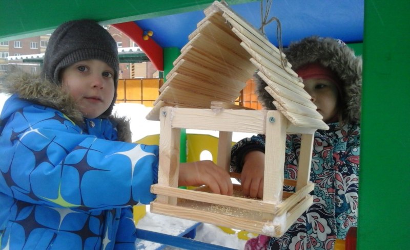 Кормушки с детьми в детском саду