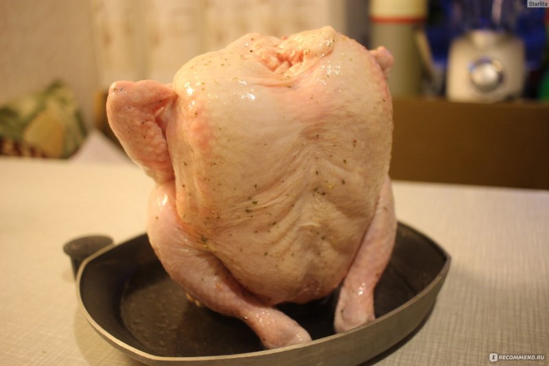 Курица с опущенной головой