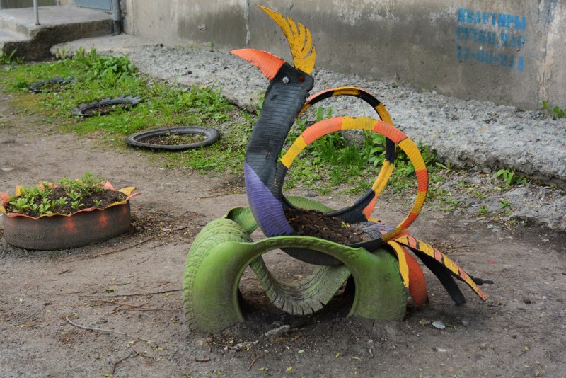 Жар птица из покрышек