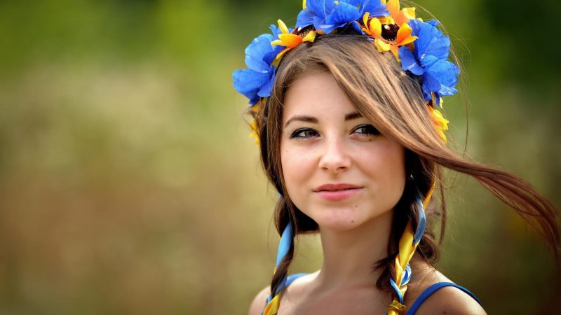 Дрозд свиристель Крымский
