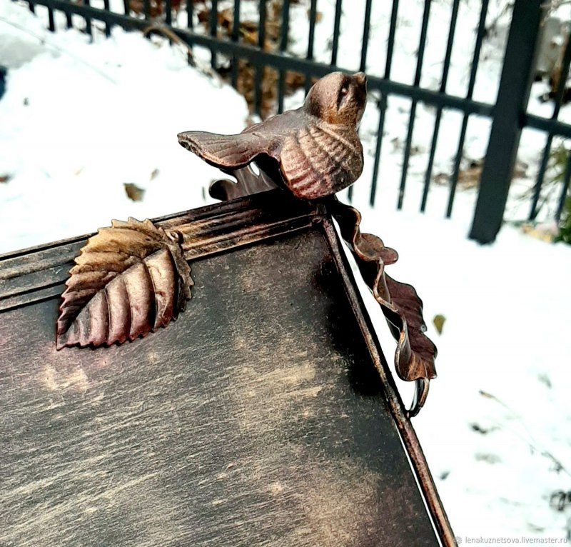 Голубиные кормушки