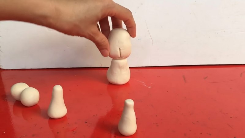 Уточка из полимерной глины