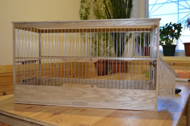 Бенилюкс клетка деревянная Wooden rearing Cage для птиц, 60*30*40 см,