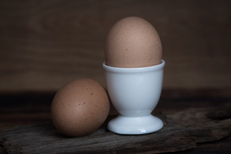 Walk on Eggs