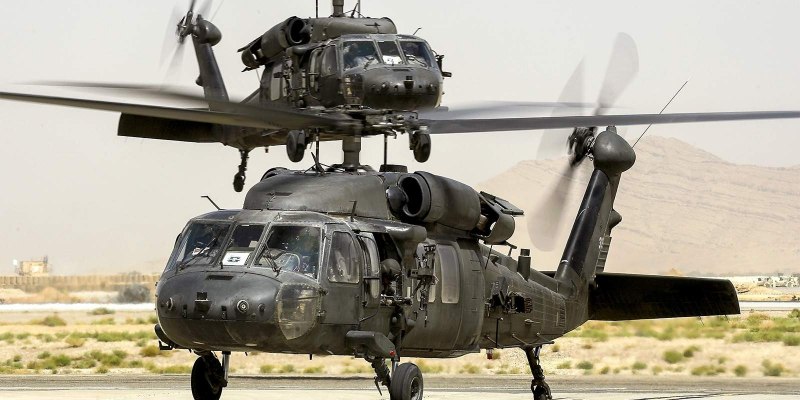 Sikorsky uh-60 Black Hawk