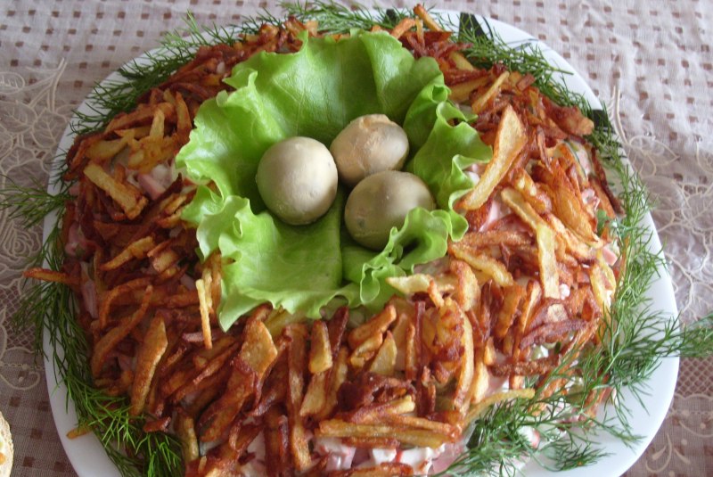 Гнездо глухаря