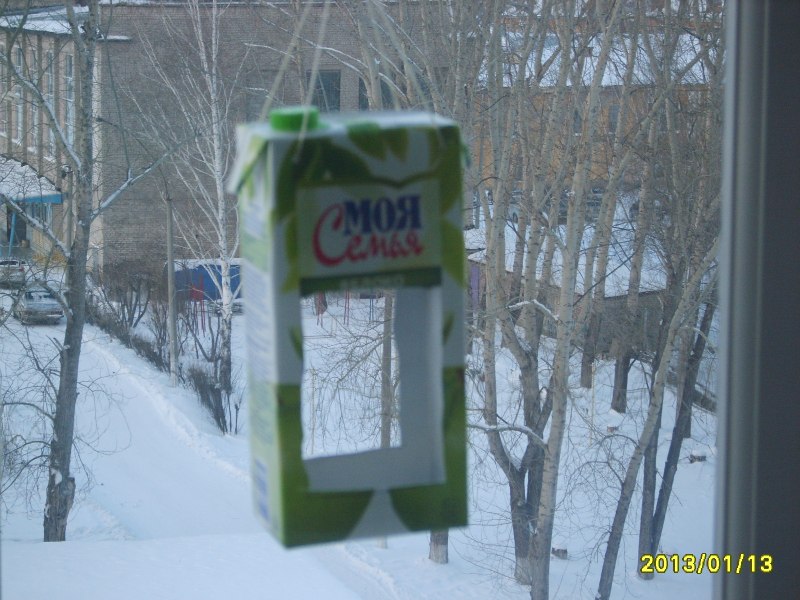 Кормушки из коробок от сока
