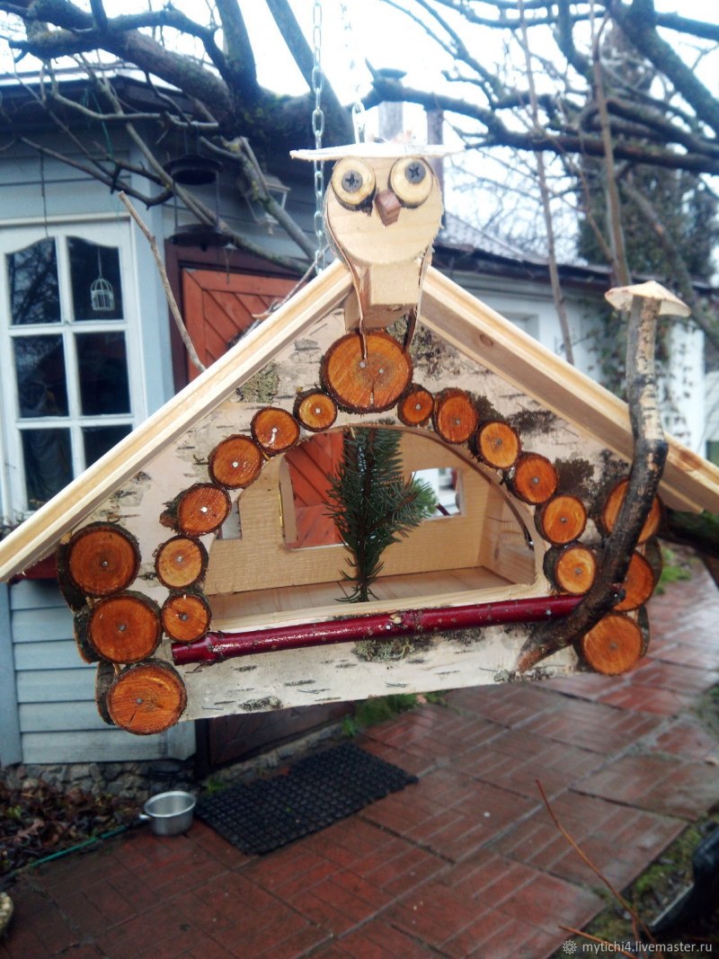Кормушка из Мешковины