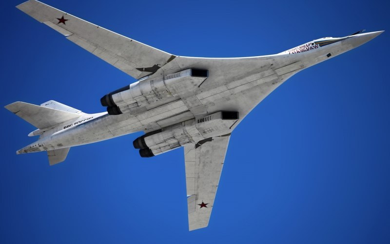 Белый лебедь самолет ту 160