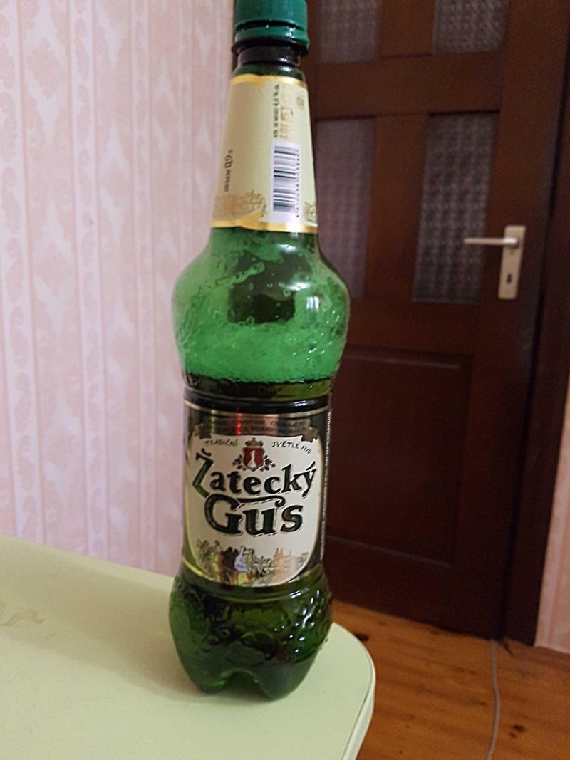 Пиво Жатецкий Гусь 1.5