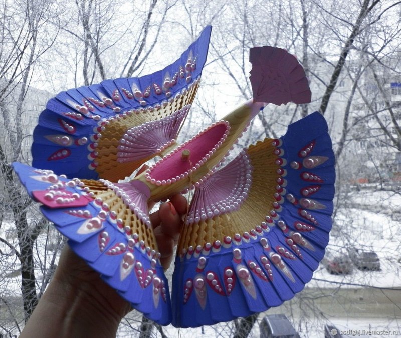 Новогодняя птица счастья