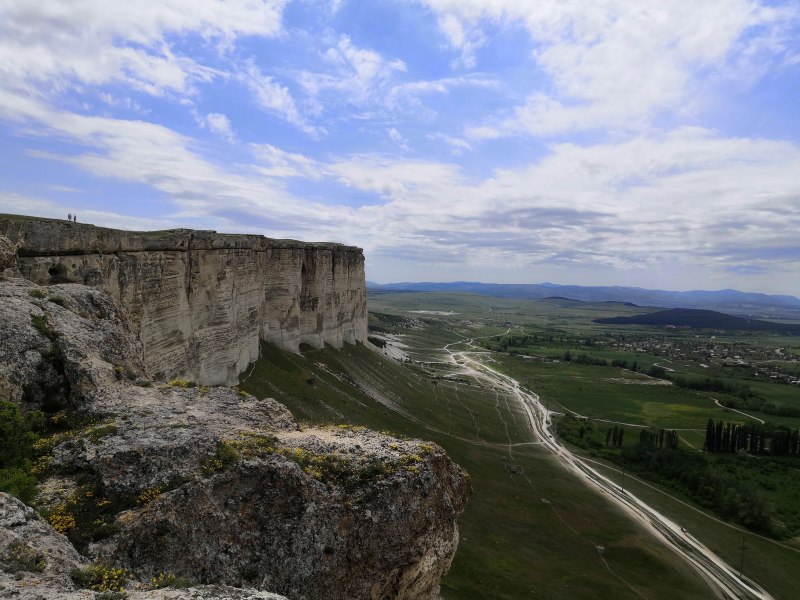 Крепость белая скала