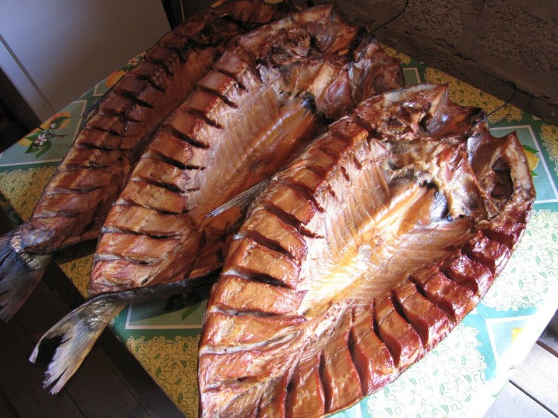 Рыба копченая толстолоб