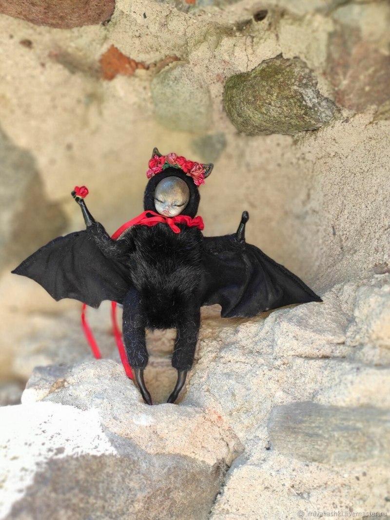 Летучая мышь вампир референс