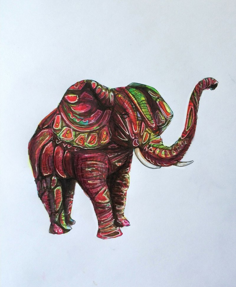 Фигурка слона с поднятым хоботом