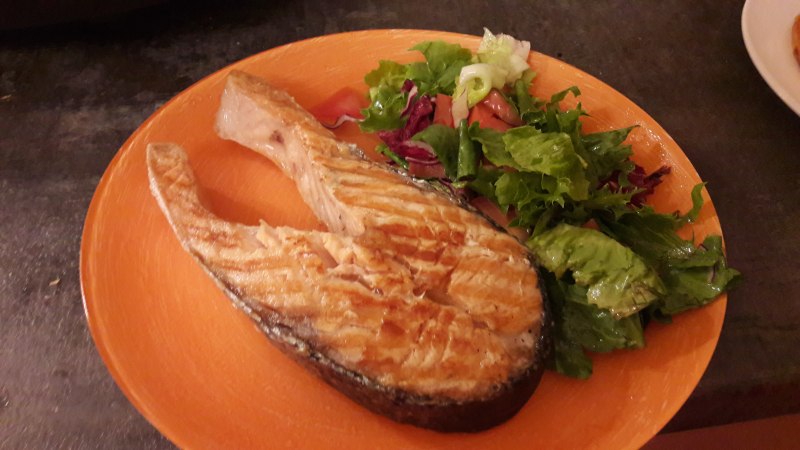 Лосось стейк