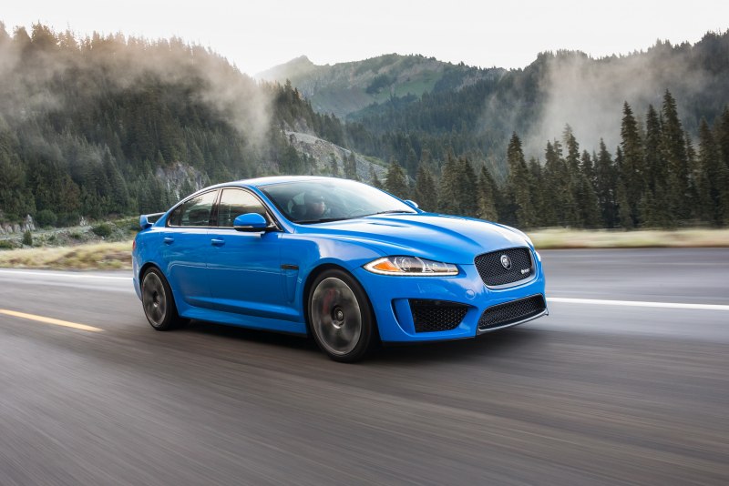 Jaguar XFR-S 2020