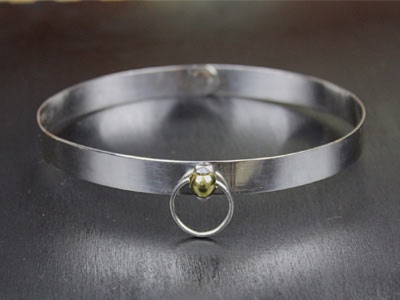 Женский ошейник на шею