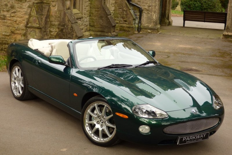 Jaguar XKR British Racing Green