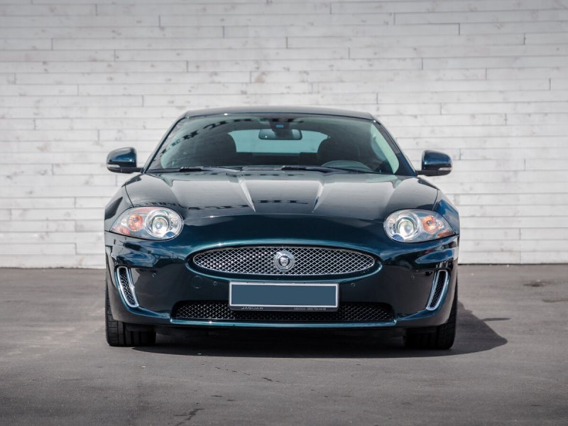 Jaguar XK Coupe 2009 Green