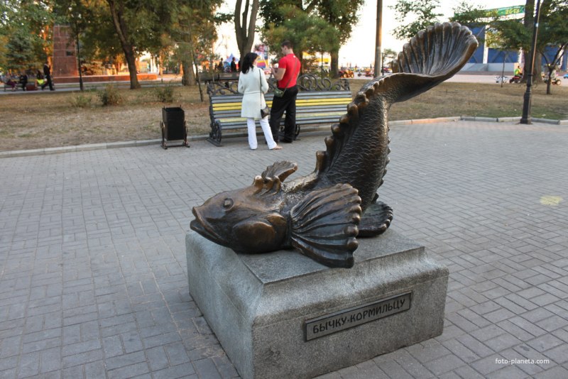 Памятник бычку кормильцу