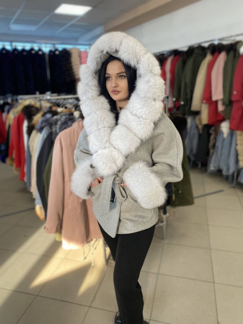 Серебристая лиса