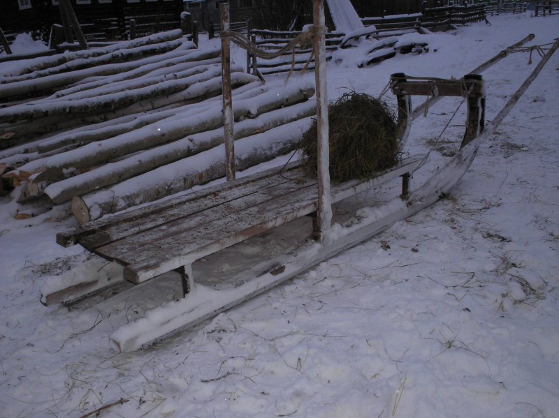 Сани-дровни и сани-розвальни