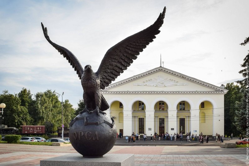Ялтинский Орел памятник