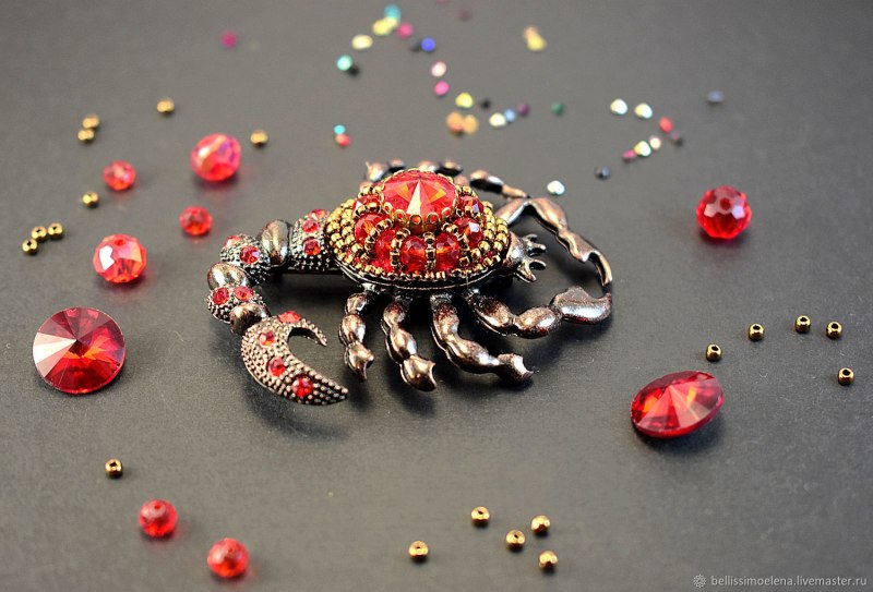 Императорский Скорпион (Pandinus Imperator)