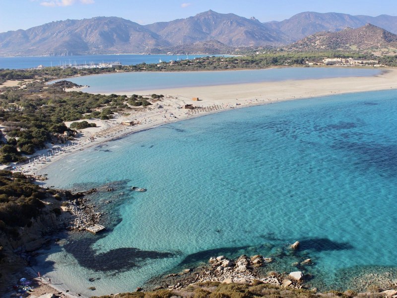 Прозрачная вода море
