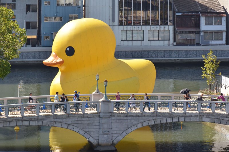 Rubber Duck скульптура