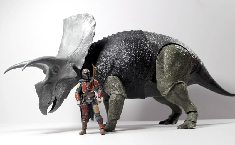 Фигурка Collecta Торозавр 88512