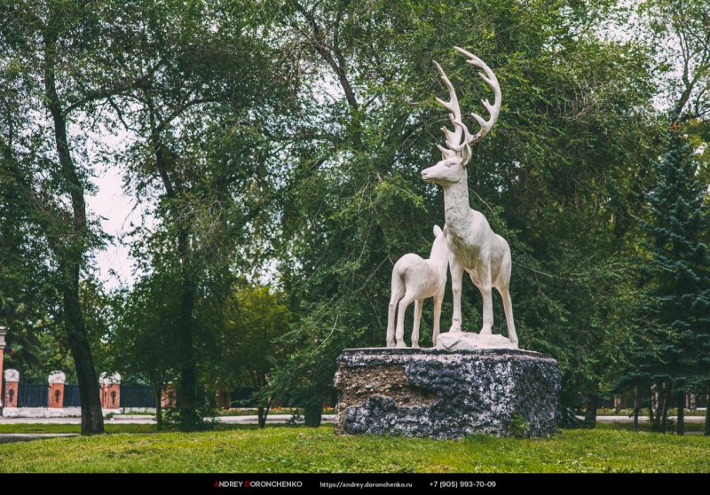 Скульптура олени Новокузнецк