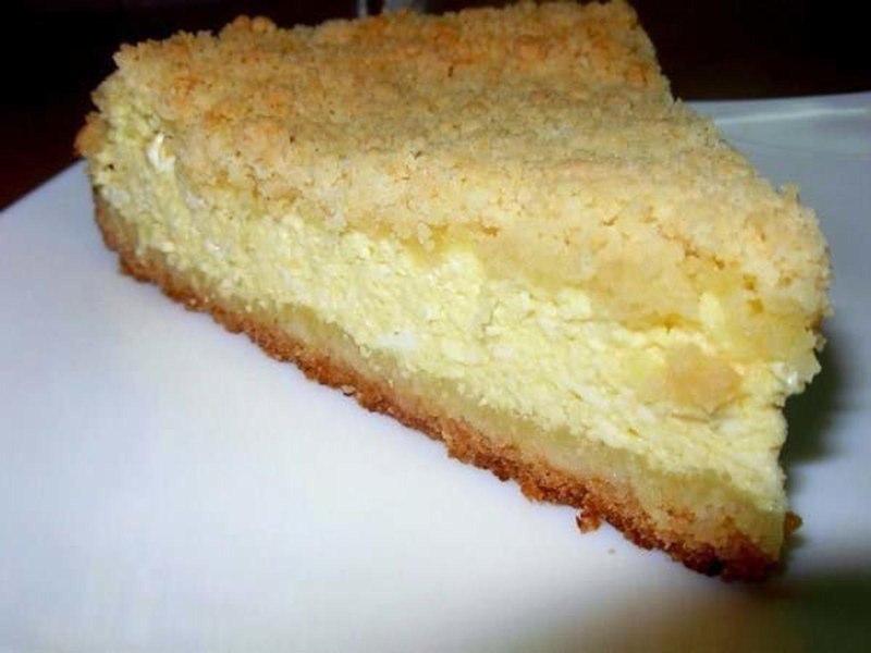 Лакомка из творога с крошкой