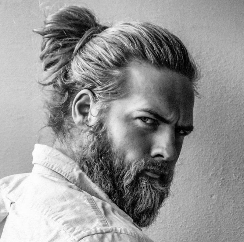 Lasse Matberg хвост