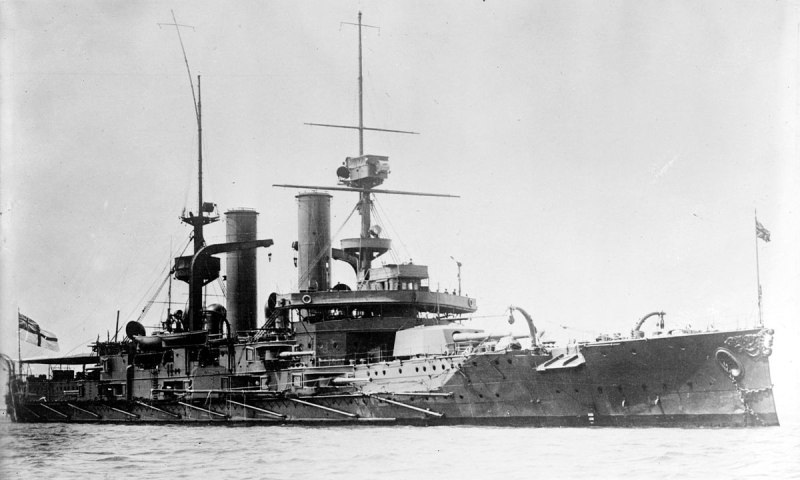 Броненосец HMS Swiftsure